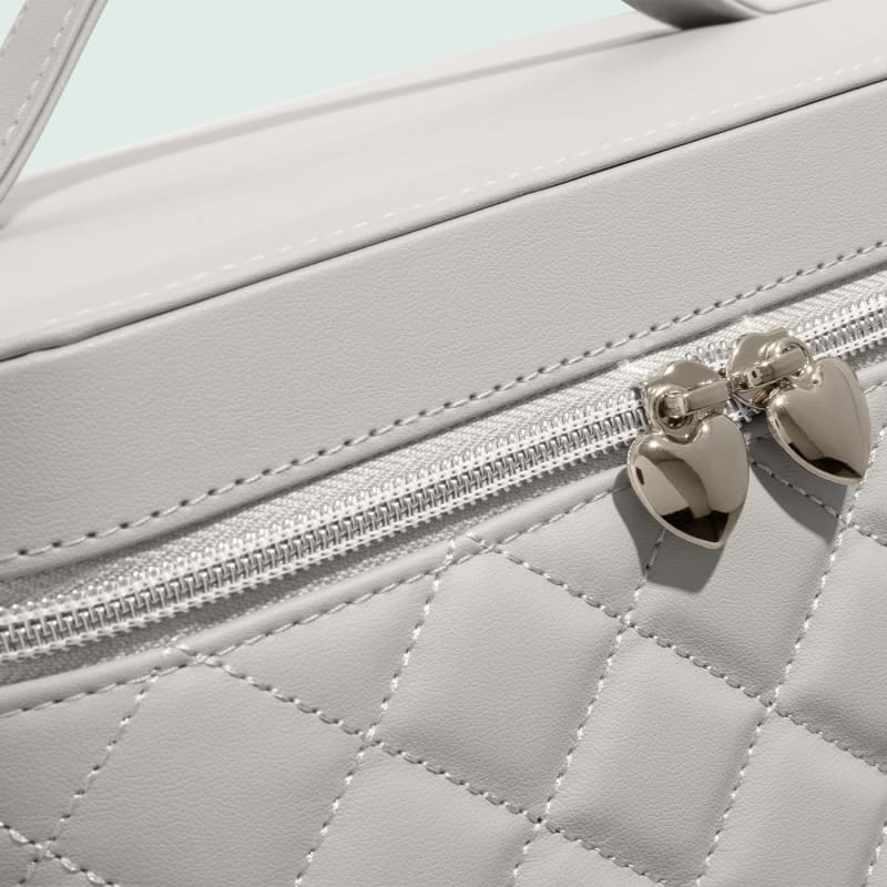 Maleta de Make Cinza Quem Disse, Berenice?