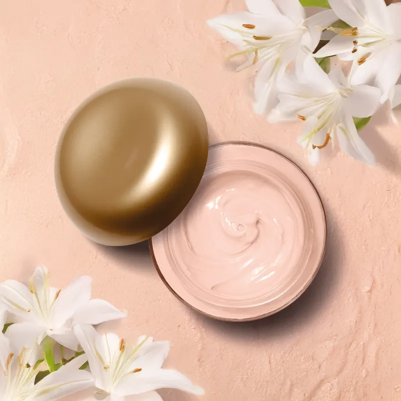 Creme Acetinado Hidratante Desodorante Corporal Lily Gardénia 250g